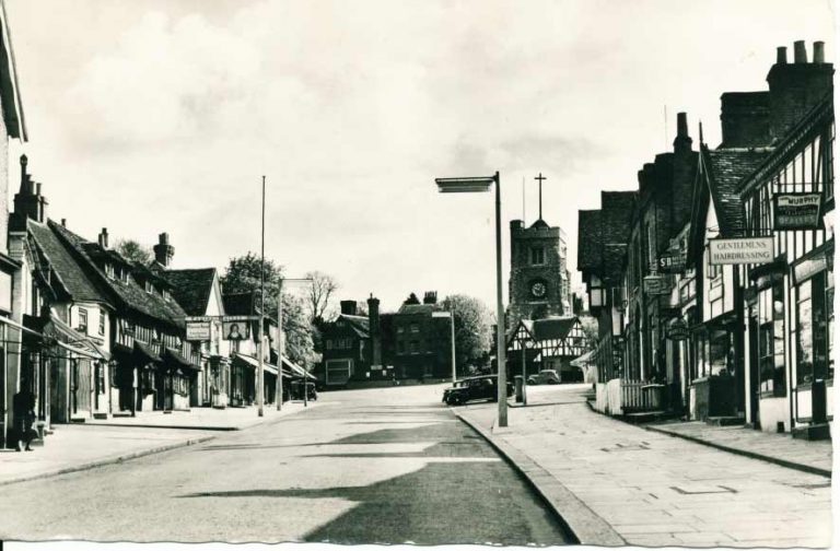Old Postcards of Pinner and elsewhere Wylam on The Tyne